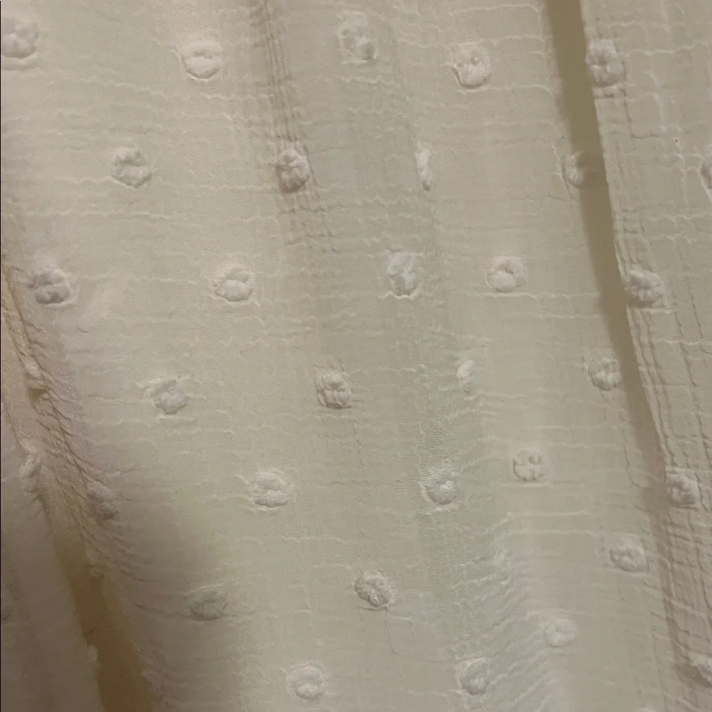 Elegant White Halter Maxi Dress - Picture 4 of 8